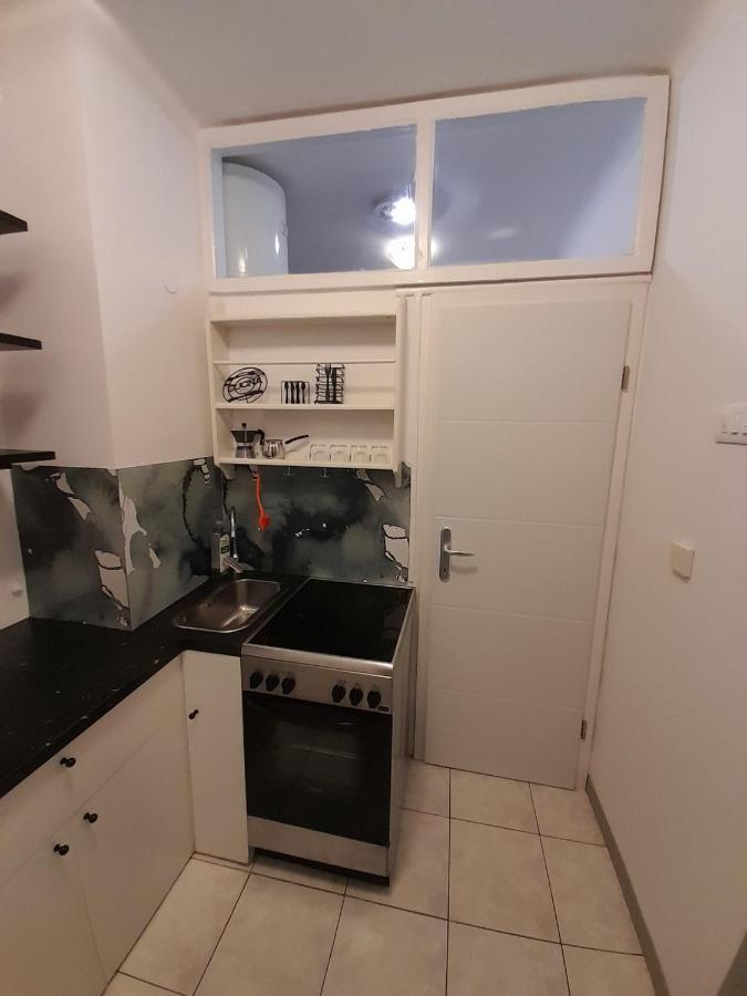 Studio Apartman Lena Rijeka Buitenkant foto