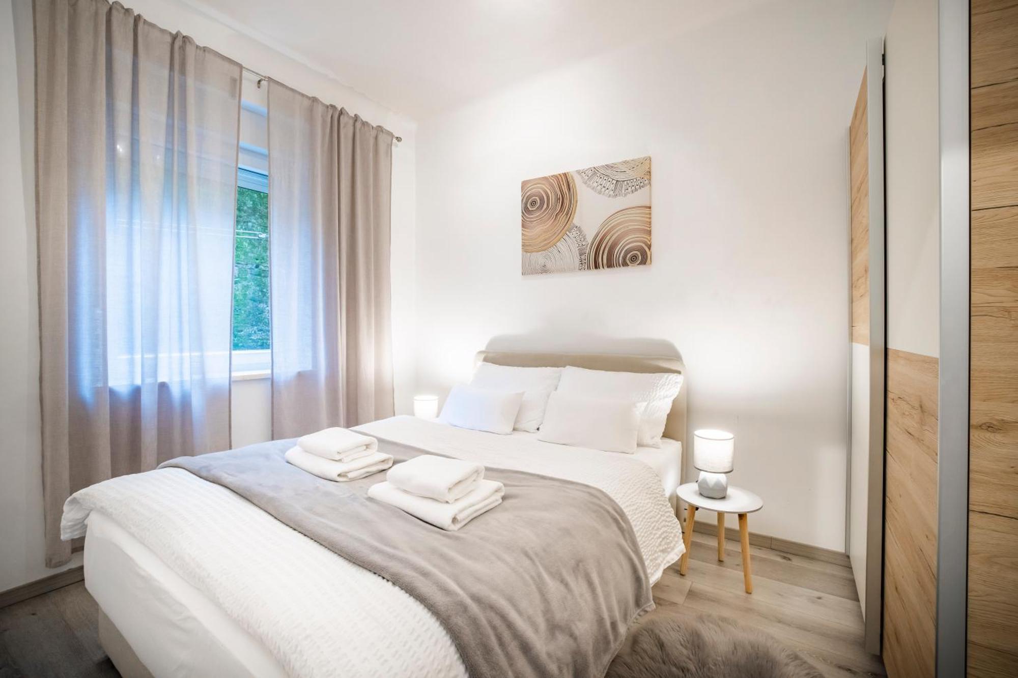 Studio Apartman Lena Rijeka Buitenkant foto