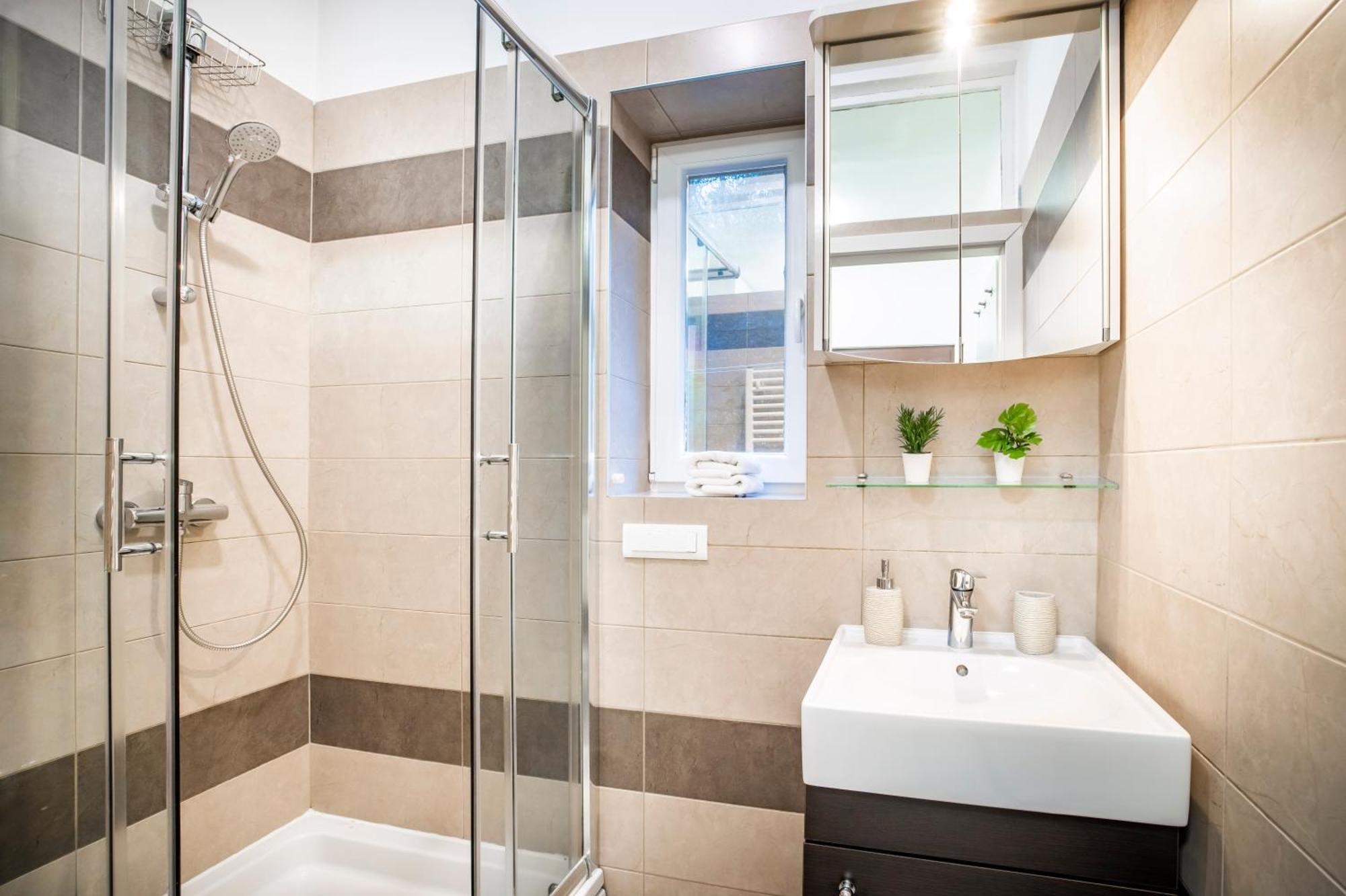 Studio Apartman Lena Rijeka Buitenkant foto
